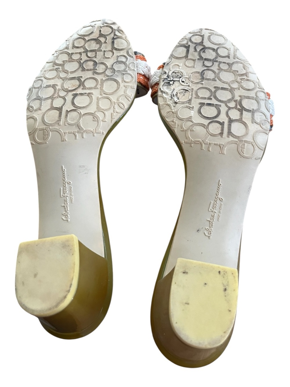 FINAL SALE - Authentic Vintage Ferragamo slip on sandals - Picture 4 of 9